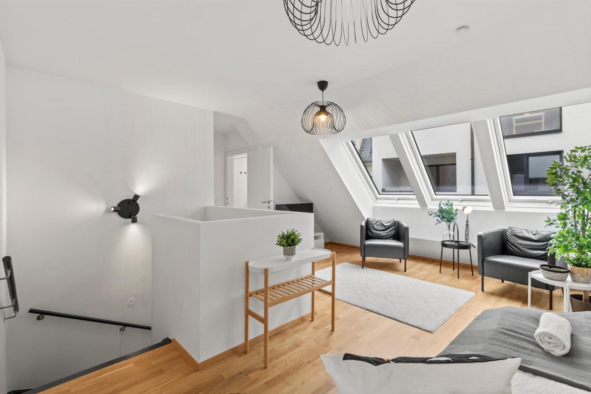 1 Min To Public Transport - 3 Min To Supermarket And Pharmacy - On-Site Parking For 19,90 Eur Wina Bagian luar foto