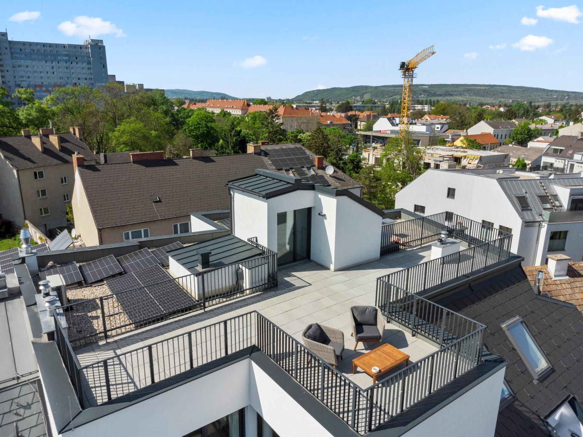 1 Min To Public Transport - 3 Min To Supermarket And Pharmacy - On-Site Parking For 19,90 Eur Wina Bagian luar foto