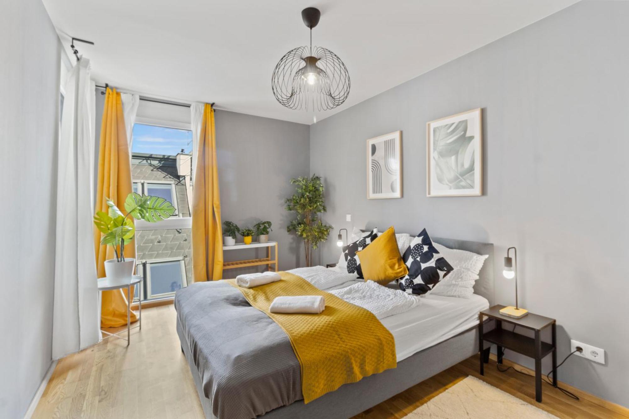 1 Min To Public Transport - 3 Min To Supermarket And Pharmacy - On-Site Parking For 19,90 Eur Wina Bagian luar foto