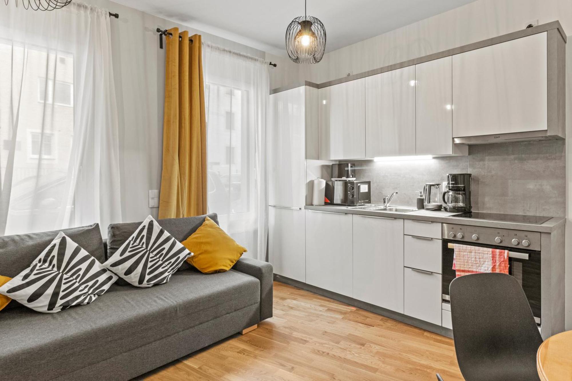 1 Min To Public Transport - 3 Min To Supermarket And Pharmacy - On-Site Parking For 19,90 Eur Wina Bagian luar foto